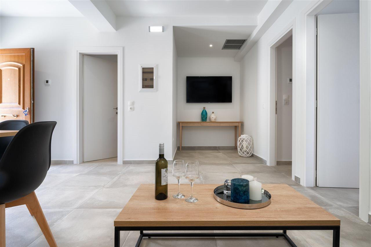 Karavos Apartments アカラヴィ エクステリア 写真
